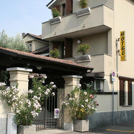 Hotel Rocco Carugate Exterior foto